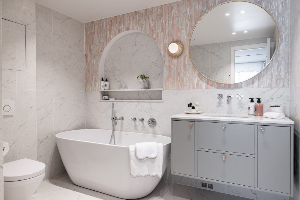 Totalrenovering av en moderne leilighet i klassisk stil